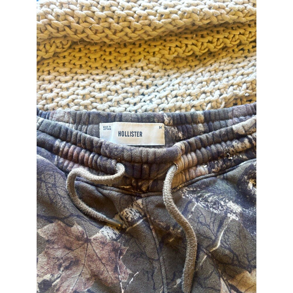 Hollister Men’s Camo Jogger Pants M Gray/Brown Pockets Drawstring Elastic Waist